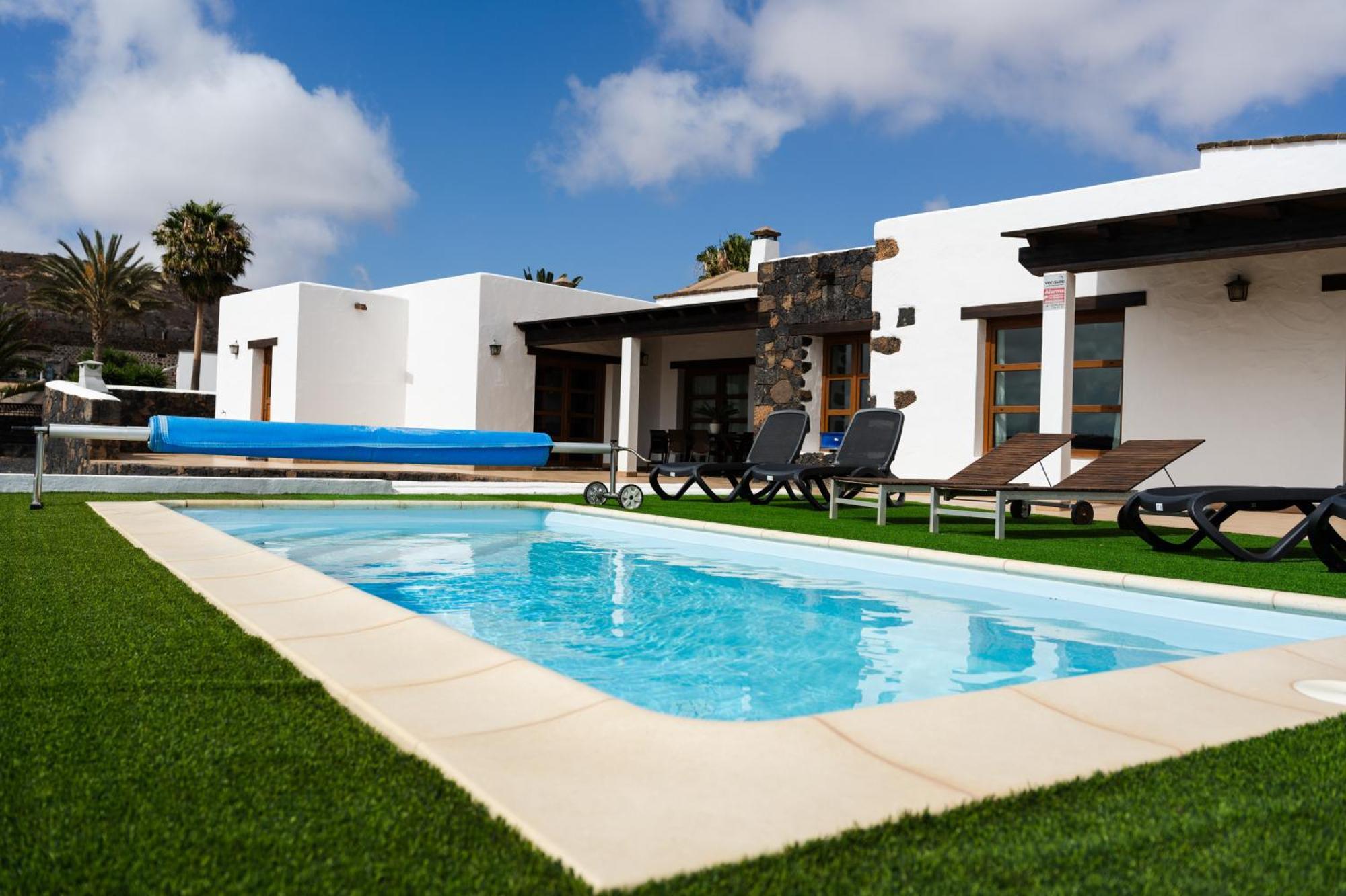 Villa Volcan2 Rural Private Pool La Oliva By Holidays Home Kültér fotó